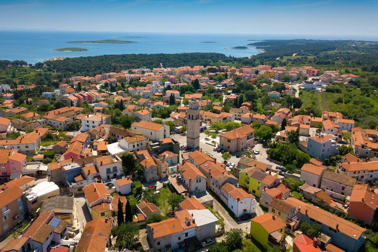 Vila Milla Premantura Kültér fotó
